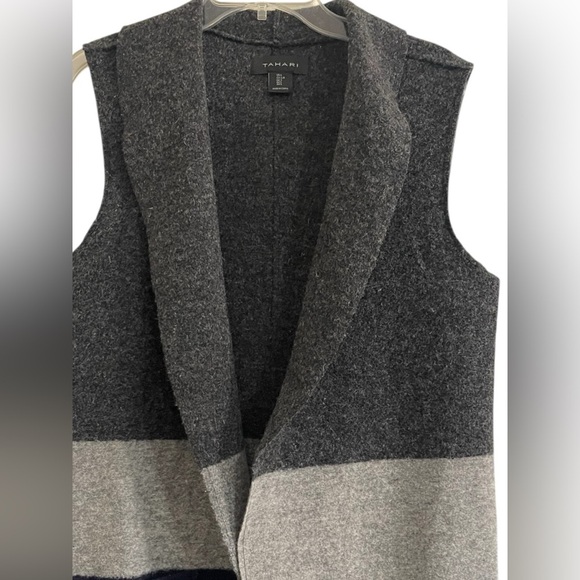 Tahari Long Gray Sleeveless Vest Wool Blend Pockets Size Large - Picture 8 of 10